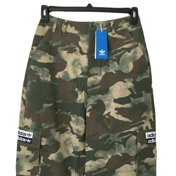 ⛔️SOLD⛔️ ADIDAS Originals Camo Cargo Track Pants S - Picture 4 of 16